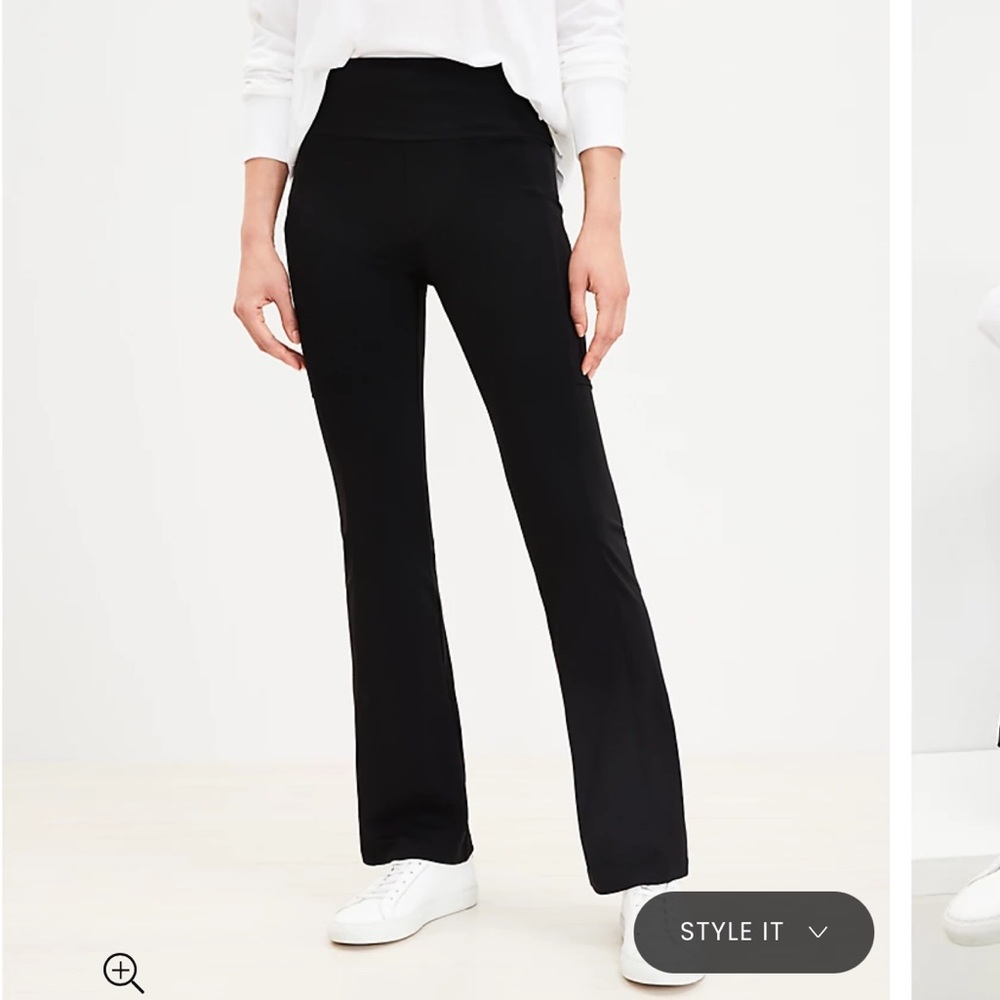 NWT Lou & Grey flare leg yoga pants